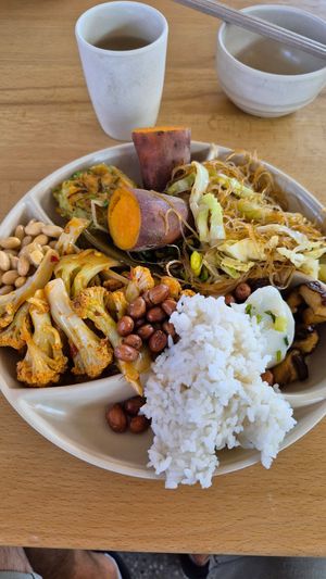 My plate at Su Man Xiang Vegetarian Buffet (Super Brand Mall Branch) in Shanghai