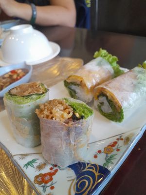 Summer rolls at Chill Cùng An in Ho Chi Minh City