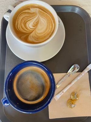  at Coffee at Market - 커피엣마켓 신당중앙시장 in Seoul