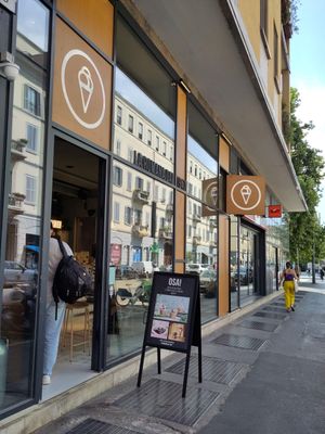 Front at Gelateria La Romana  in Milan