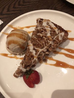 Pecan Coffee Cake w/ Cinnamon Banana Ice Cream (vegan as-is)   at Farmer's Table in Boca Raton