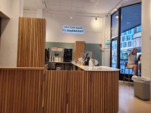 Inside at Oakberry - Storgata in Oslo