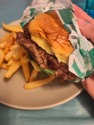  at Double Up Burger in Washington