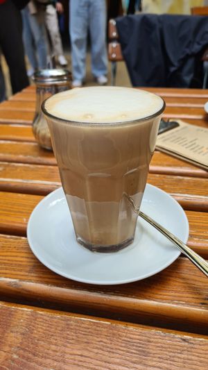 Chai latte at Hofcafé im Hof des Lichts in Sachsen