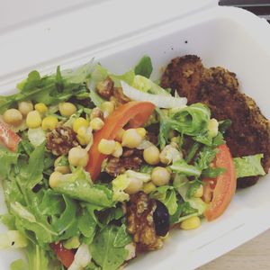 Potato patty with salad for lunch at GoGreen in Kralendijk