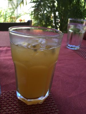 Passionfruit juice at GoGreen in Kralendijk