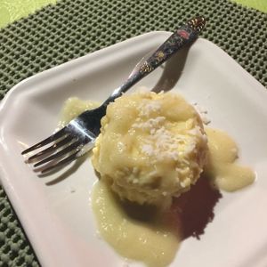 Coconut pudding with ginger & pineapple sauce at GoGreen in Kralendijk