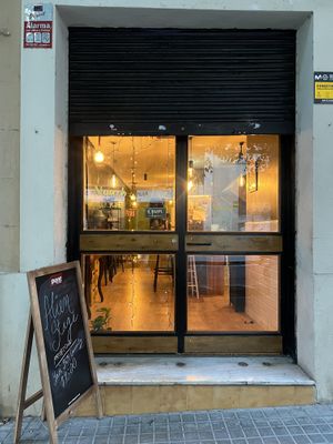 Entrance  at Noush in Barcelona