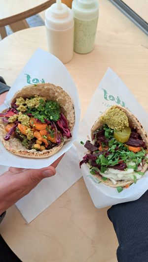  at Falafel Tof in Antwerpen