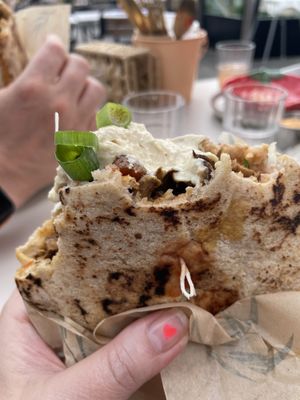 Pita shoarama vegan   at Chef Charlotte in Groede