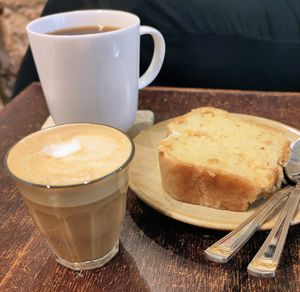 Rose cake + Cortado + Americano at VESTIGES in Paris