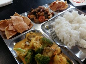 @Veggiesaurus at Veggiesaurus in The Hague