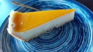 Mango cheese cake at Veggiesaurus in The Hague