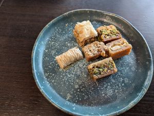 Baklava at Veggiesaurus in The Hague