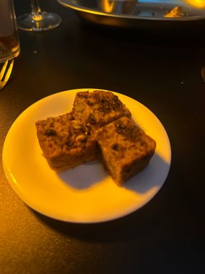 Banana bread at BLU - 블루서울 in Seoul
