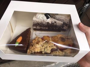 takeout box at Carrot Cake in Dusseldorf