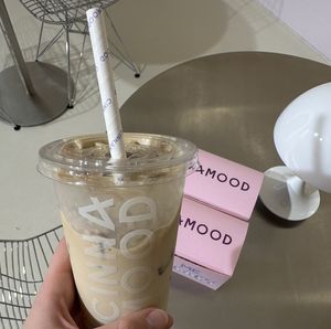 Oat Milk Latte  at Cinnamood in Spreitenbach