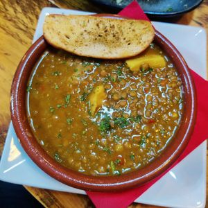 Lentejas de la Abuela (lentil stew) at Casa Naranjo in England