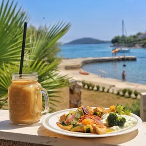 Mediterranean plant-based cuisine served in a relaxed, quiet setting at Hotel Korinjak in Veli Iz