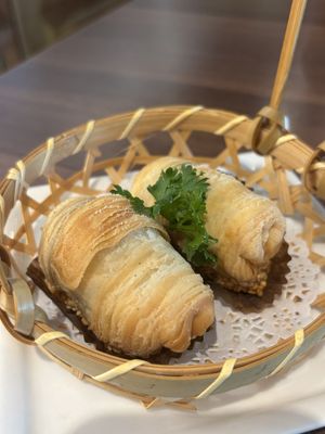 Crispy pastry with turnip  at LITE DIM SUM in Kaohsiung