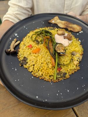 Socarrat de arroz, está bien pero no demasiado especial. at Terralma Cocina Viva in Madrid