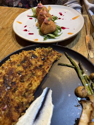 Bombas de otoño y socarrat  at Terralma Cocina Viva in Madrid