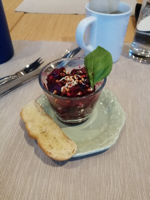 Rote Beete Salat at Soami Retreat Center in Millstatt