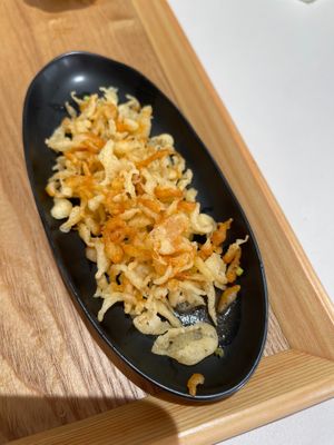 the  Mala Tantan Udon had deep dried stuff and also lots of deep fried bits in it, I had to meticulously take them out. at by age 18 in Kuala Lumpur