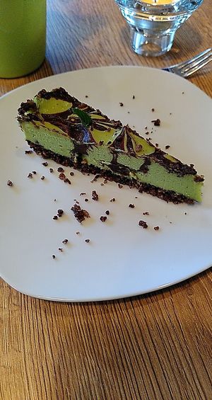 Raw dessert: mint-chocolate cake at Naturkost-Hotel Harz in Bad Grund