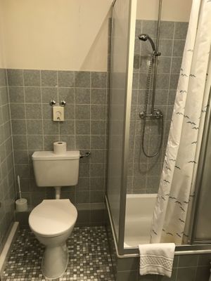 Bathroom at Hotel Nicolay in Zeltingen-rachtig