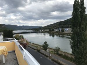 View from the balcony (Mosel) at Hotel Nicolay in Zeltingen-rachtig