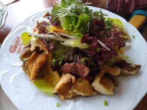 Lisa's salad with fried mushrooms at Hotel Nicolay in Zeltingen-rachtig