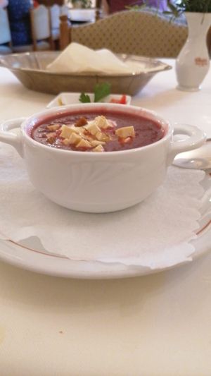 Rote Beete Kaltschale  at Hotel Nicolay in Zeltingen-rachtig