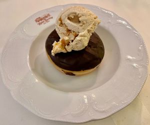 Restaurant The Schlossberg is open every day, we got a three-course menu (€36 pp). This restaurant is the house menu evening restaurant. at Hotel Nicolay in Zeltingen-rachtig