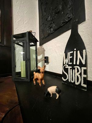 Die Weinstube
https://www.hotel-nicolay.de/restaurants/weinstube/ at Hotel Nicolay in Zeltingen-rachtig
