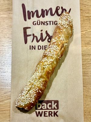 Borekstange Spinat at backWERK - Jannowitzbrücke in Berlin