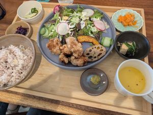 Karaage Lunch Set at Cafe Kotonaki - コトナキ カフェ in Himeji