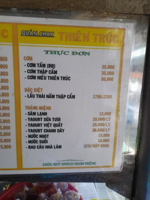 Menu in Vietnamese only at Thiên Trúc Vegetarian in Ho Chi Minh City