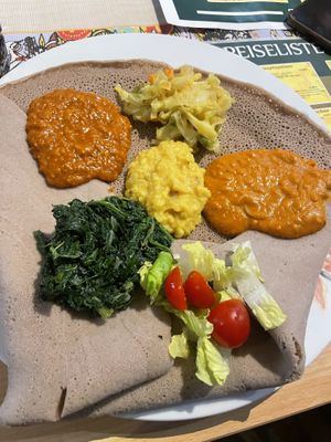 Besiga od. Altischa  at Äthiopien Restaurant  in Tirol