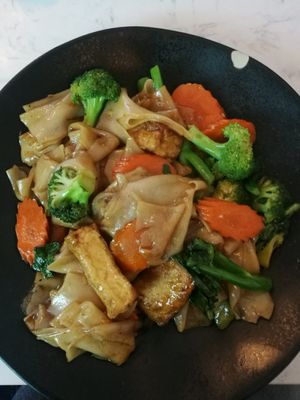 Phad See Lew😋😋 at Araya's Place - Madison St in Seattle