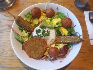 Vegan bowl at Brandauer Bierbögen in Wien