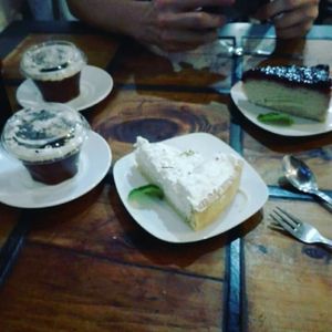 Chandelle manjar y pie de limón. at Soju in Santiago