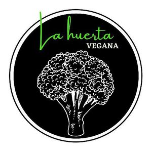 La huerta vegana proyecto libre de crueldad animal con diversos alimentos para el alma como tacos de suadero pastor pizzas y más alimentos vegan  at La Huerta Vegana in Mexico City