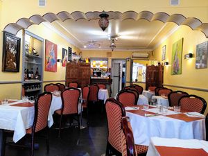 Eat-in space at Au Vermillon in Limoges