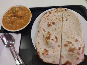 Plain Naan and Aloo Gobi at Saravana Bhavan - Suria KLCC in Kuala Lumpur