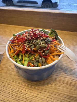 Poke   at Akiko in Glasgow