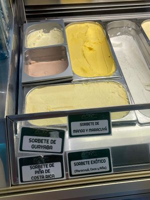  at Heladería Los Alpes in Comunidad De Madrid