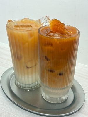 Rooibos latte + Thai iced tea at Heureux+ 幸運輕食&甜點  in Taipei