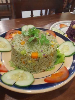 Fried green rice at Chay An Yên in Ho Chi Minh City