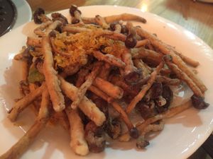 Deep fried mushroom at Paramita Vegetarian Restaurant - Cheung Yee in Kowloon